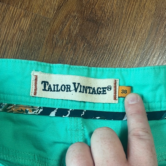 NWT - Men's Tailor Vintage - Green Khaki Shorts - 38 - Picture 2 of 12
